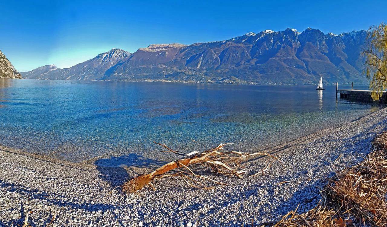 Appartamento Campione Splendid View Campione del Garda Esterno foto